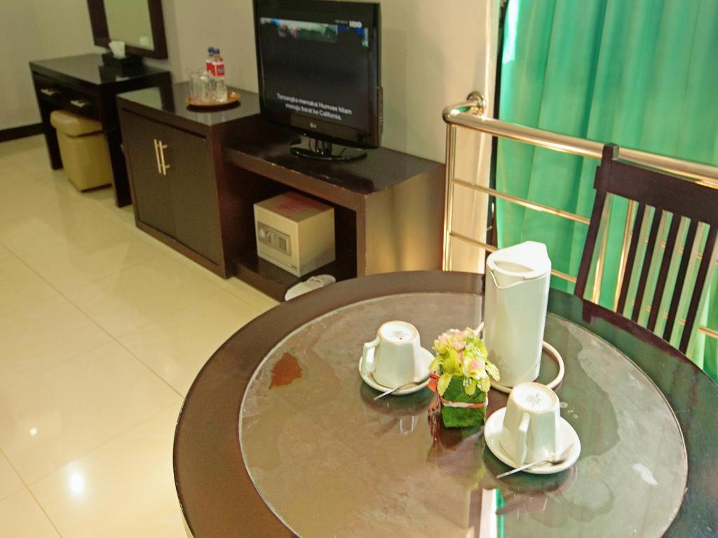 Hotel Celebes Makassar Room photo